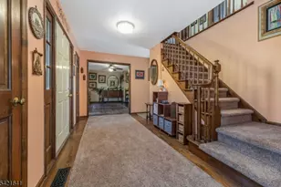 514 Lannon Ln, Bethlehem Township, NJ 08826 - Photo 5