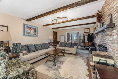 514 Lannon Ln, Bethlehem Township, NJ 08826 - Photo 9