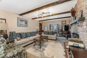 514 Lannon Ln, Bethlehem Township, NJ 08826 - Photo 9