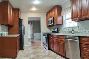 6 Whitehead Rd, Bridgewater, NJ 08807 - Photo 3