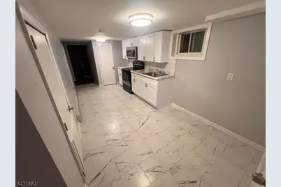 824 Mt Prospect, Newark, NJ 07104 - Photo 7