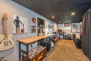 104 Lionshead Dr W, Wayne, NJ 07470 - Photo 35