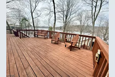 32 Clayton Rd, West Milford, NJ 07421 - Photo 9