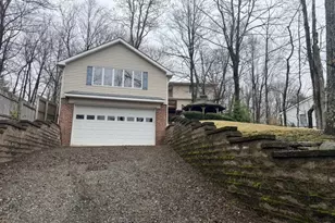 32 Clayton Rd, West Milford, NJ 07421 - Photo 3