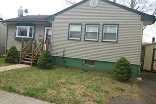 210 N 10th St, Kenilworth, NJ 07033 - Photo 1