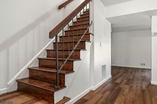 8401 Hana Rd, Edison Twp., NJ 08817 - Photo 17