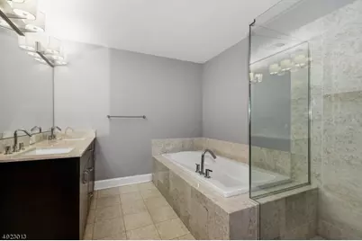 40 W Park Plaza, Unit #213, Morristown, NJ 07960 - Photo 13