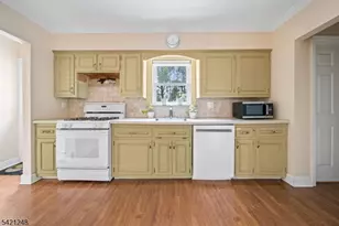 26 Wostbrock Ln, Midland Park, NJ 07432 - Photo 5