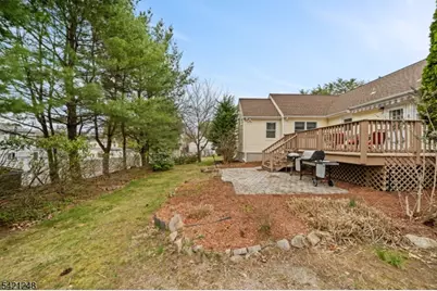 26 Wostbrock Ln, Midland Park, NJ 07432 - Photo 19