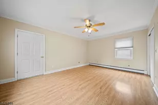 26 Wostbrock Ln, Midland Park, NJ 07432 - Photo 11