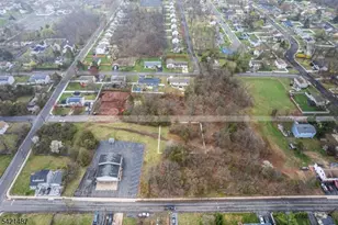 192 Hillcrest Ave, Franklin Township, NJ 08873 - Photo 1