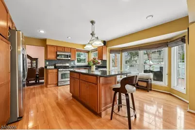 9 Chipwood Lane, North Brunswick Township, NJ 08902 - Photo 3