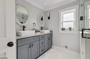 306 Minute Arms Rd, Union Township, NJ 07083 - Photo 9