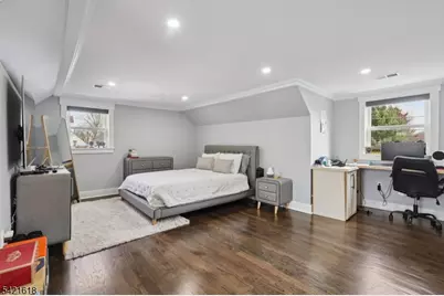 306 Minute Arms Rd, Union Township, NJ 07083 - Photo 21