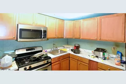 18 Dexter St, Trenton, NJ 08638 - Photo 9