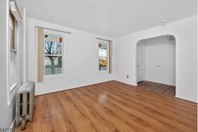 187 Joyce Kilmer Ave, New Brunswick, NJ 08901 - Photo 3