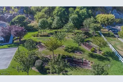 1213 Wharton Ct #1213, Riverdale, NJ 07457 - Photo 13