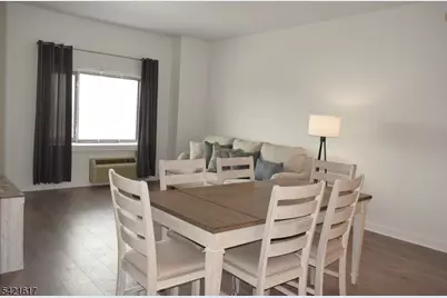 1 Carriage City Plz #920, Rahway, NJ 07065 - Photo 5