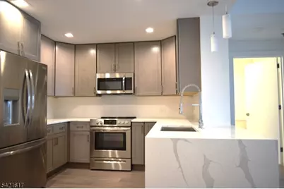 1 Carriage City Plz #920, Rahway, NJ 07065 - Photo 5