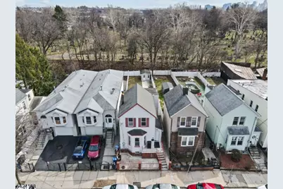 16 Hinsdale Pl, Newark, NJ 07104 - Photo 17