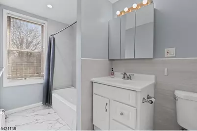 16 Hinsdale Pl, Newark, NJ 07104 - Photo 15