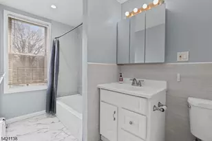 16 Hinsdale Pl, Newark, NJ 07104 - Photo 15