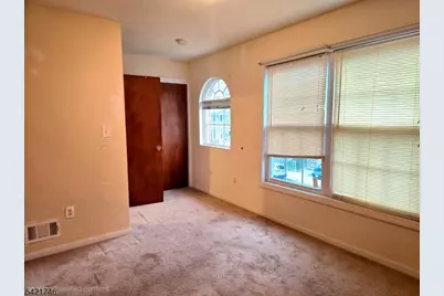 166 N 16th St, East Orange, NJ 07017 - Photo 17