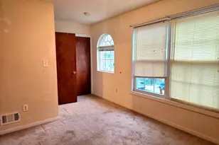 166 N 16th St, East Orange, NJ 07017 - Photo 17