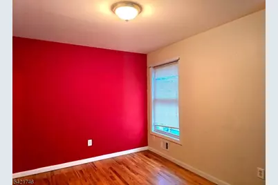 166 N 16th St, East Orange, NJ 07017 - Photo 11