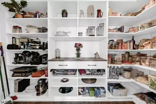 122 Aspen Dr, Cedar Grove, NJ 07009 - Photo 9