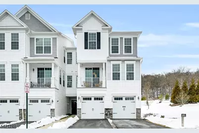 122 Aspen Dr, Cedar Grove, NJ 07009 - Photo 1