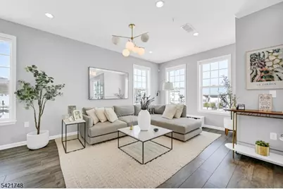 122 Aspen Dr, Cedar Grove, NJ 07009 - Photo 11