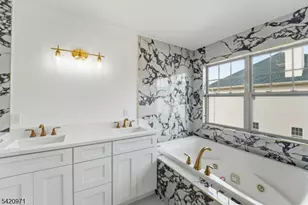 704 Green Ln, Union Township, NJ 07083 - Photo 5