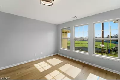 704 Green Ln, Union Township, NJ 07083 - Photo 5