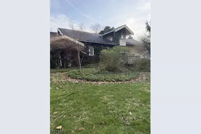 37 Parker St, Belvidere, NJ 07823 - Photo 3