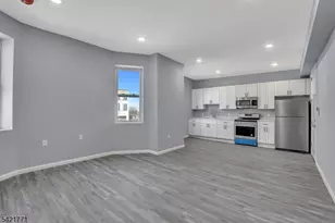 155 Clifton Ave, Newark, NJ 07104 - Photo 11