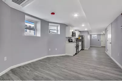 155 Clifton Ave, Newark, NJ 07104 - Photo 13