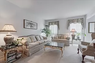 15 Crossing Dr, Mount Olive, NJ 07836 - Photo 7