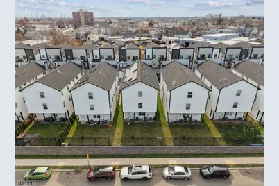 735 Seaport Dr #2, Elizabeth, NJ 07201 - Photo 5