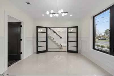 6 E Knollwood Rd, Edison, NJ 08817 - Photo 15