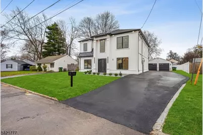 6 E Knollwood Rd, Edison, NJ 08817 - Photo 3