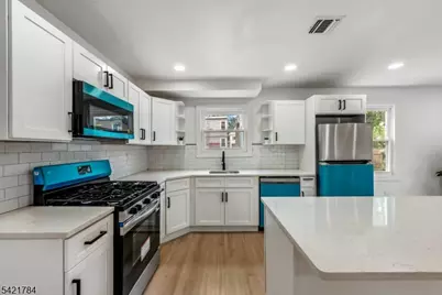 510 Halsted St, East Orange, NJ 07018 - Photo 9