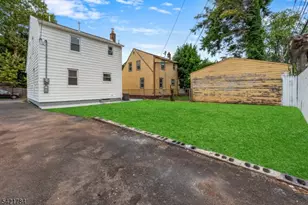 510 Halsted St, East Orange, NJ 07018 - Photo 7