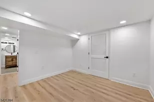 510 Halsted St, East Orange, NJ 07018 - Photo 15