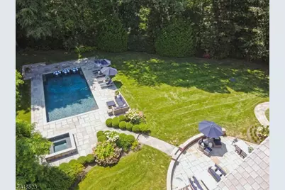 30 Robert Dr, Millburn Twp., NJ 07078 - Photo 7