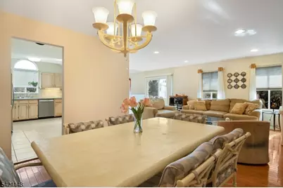 8 Russell Ct, Montville Township, NJ 07045 - Photo 7