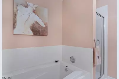 8 Russell Ct, Montville Township, NJ 07045 - Photo 25