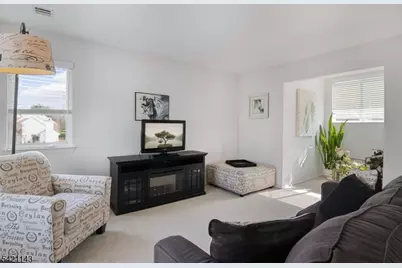 8 Russell Ct, Montville Township, NJ 07045 - Photo 13