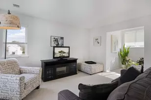 8 Russell Ct, Montville Township, NJ 07045 - Photo 13