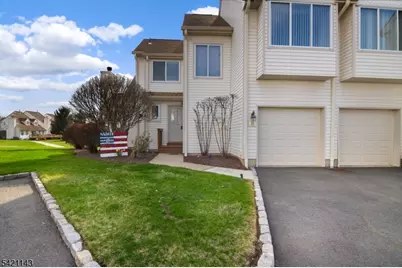 8 Russell Ct, Montville Township, NJ 07045 - Photo 3